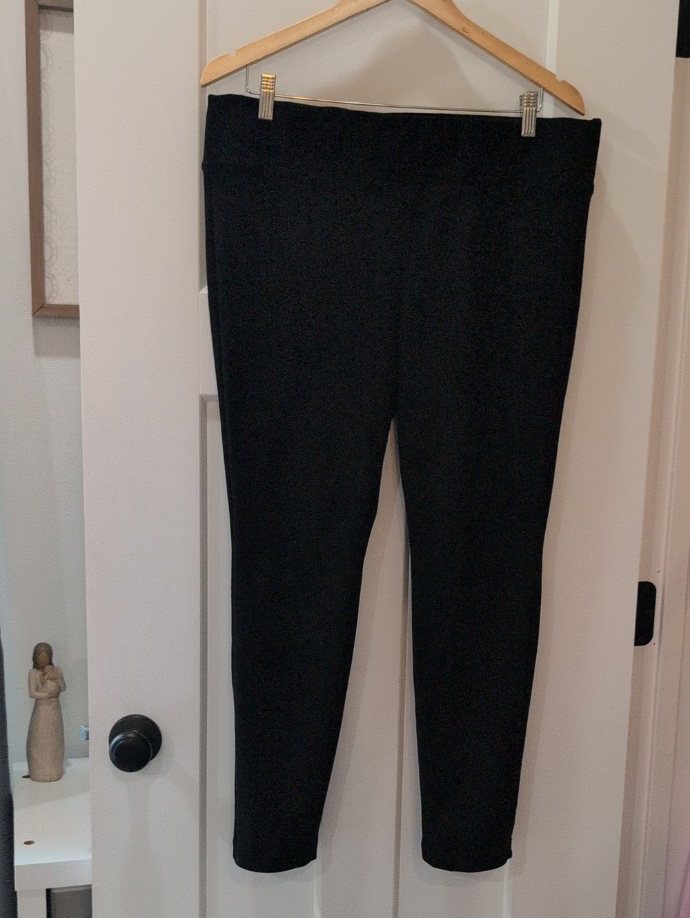 Women's Black Skinny Pants